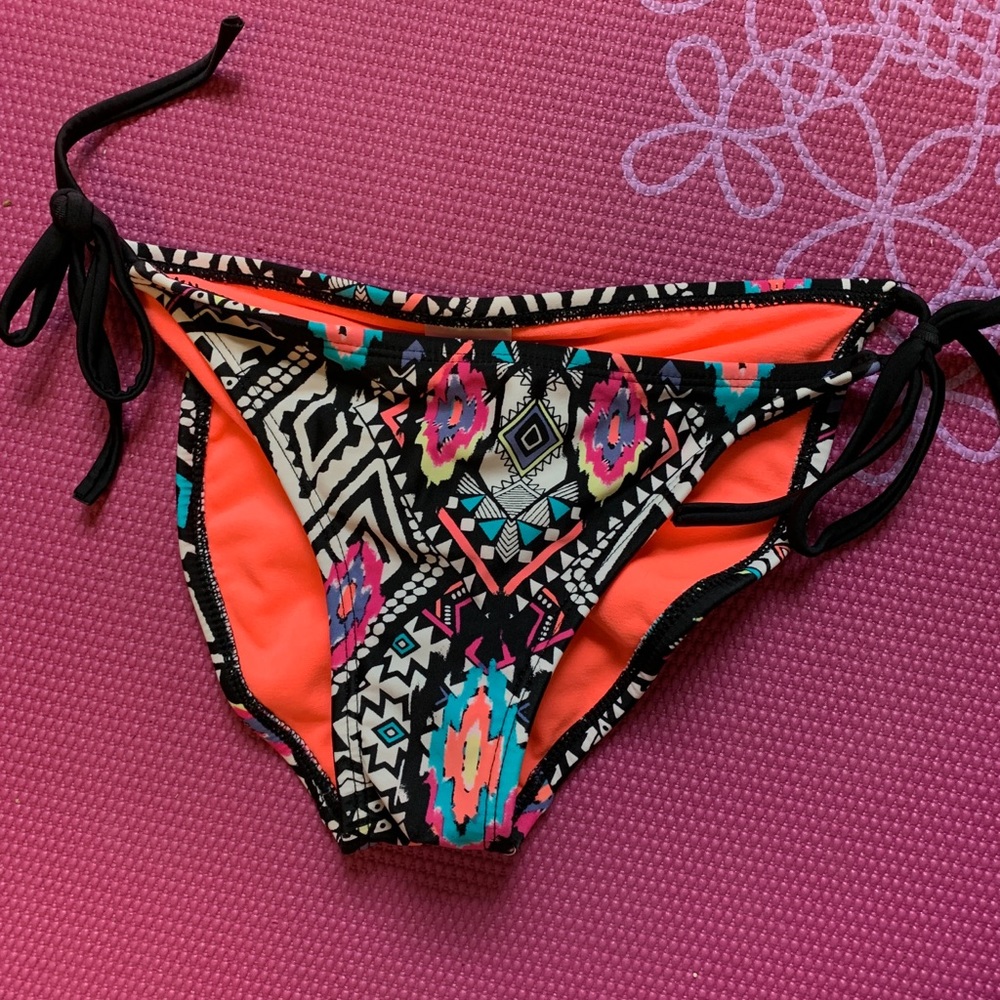 bikini bottoms